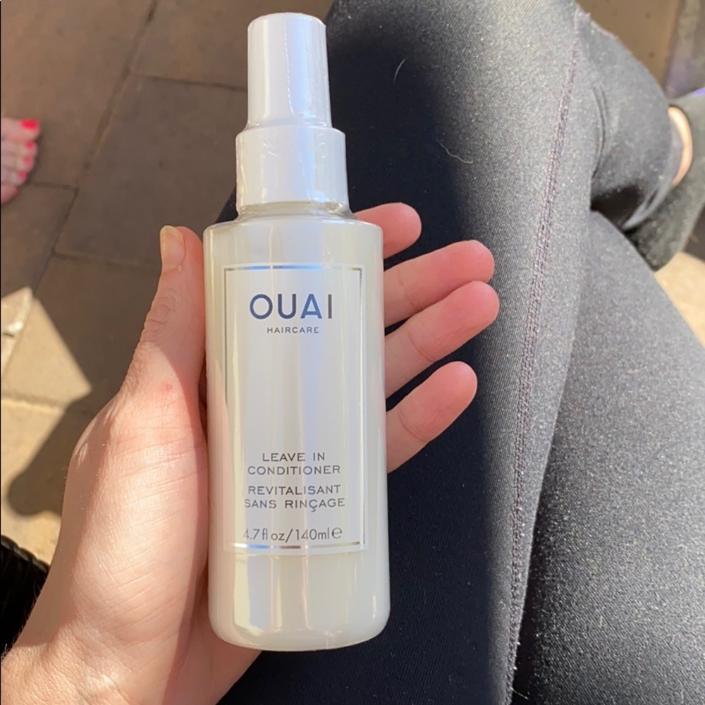 Ouai haircare leave in conditioner
